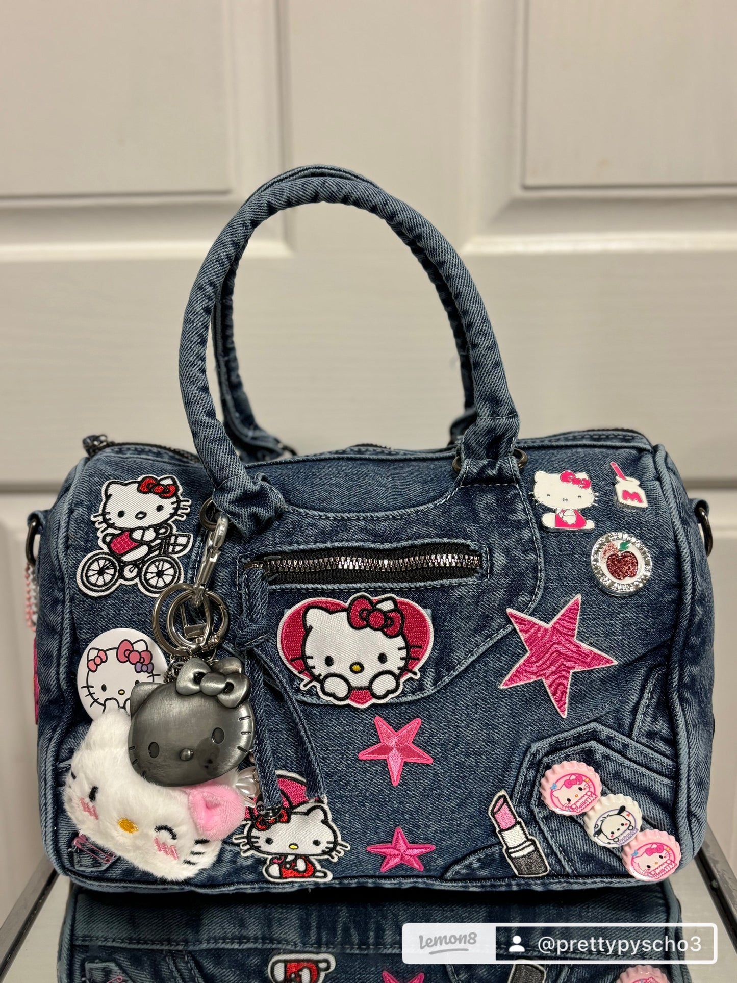 Hello Kitty Junkie